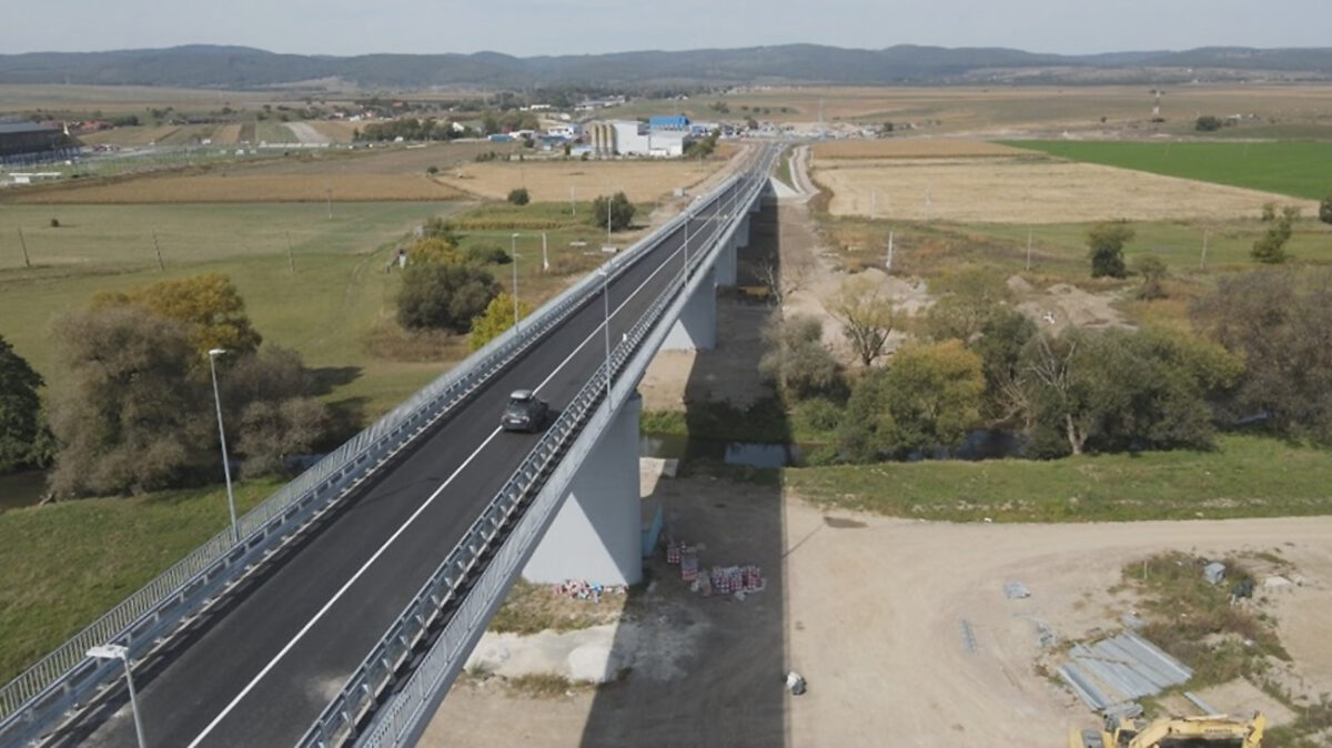 Se deschide o nouă variantă ocolitoare. Oraşul care scapă de traficul greu de mâine, 16 octombrie