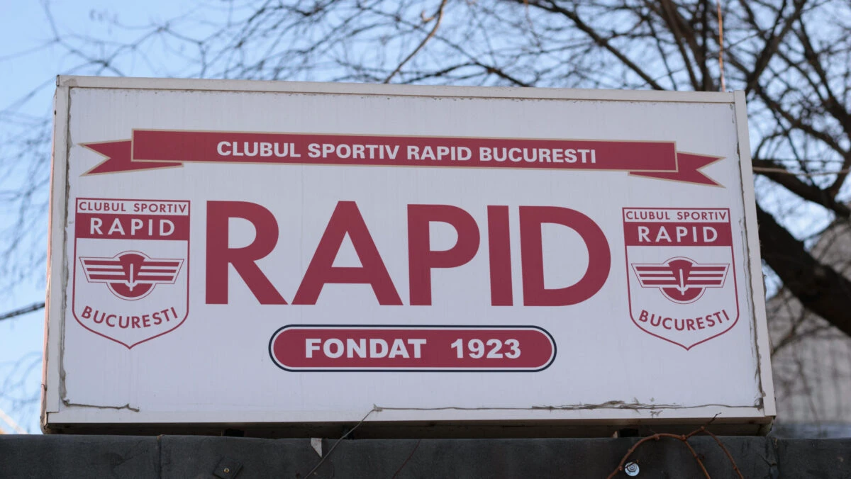 Percheziții la Rapid, club aflat în subordinea Min. Transporturilor. Ce acuzaţii aduc procurorii DNA