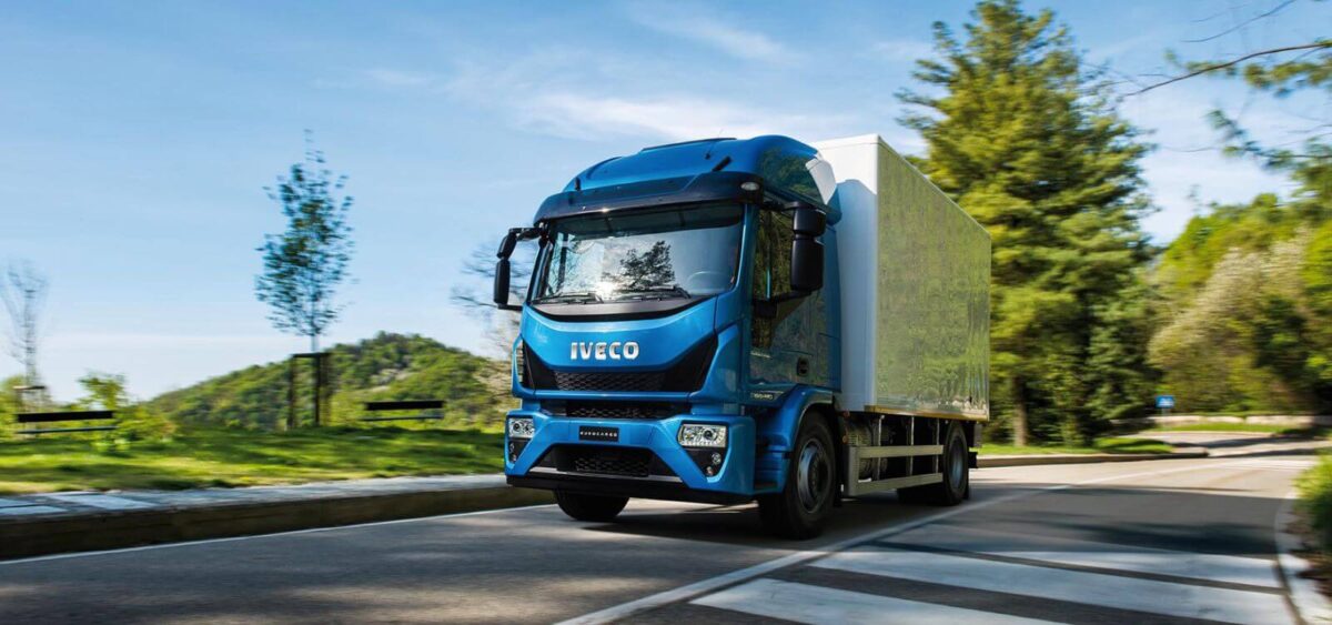 De ce IVECO S-WAY este partenerul ideal pentru transporturi lungi și costuri optimizate