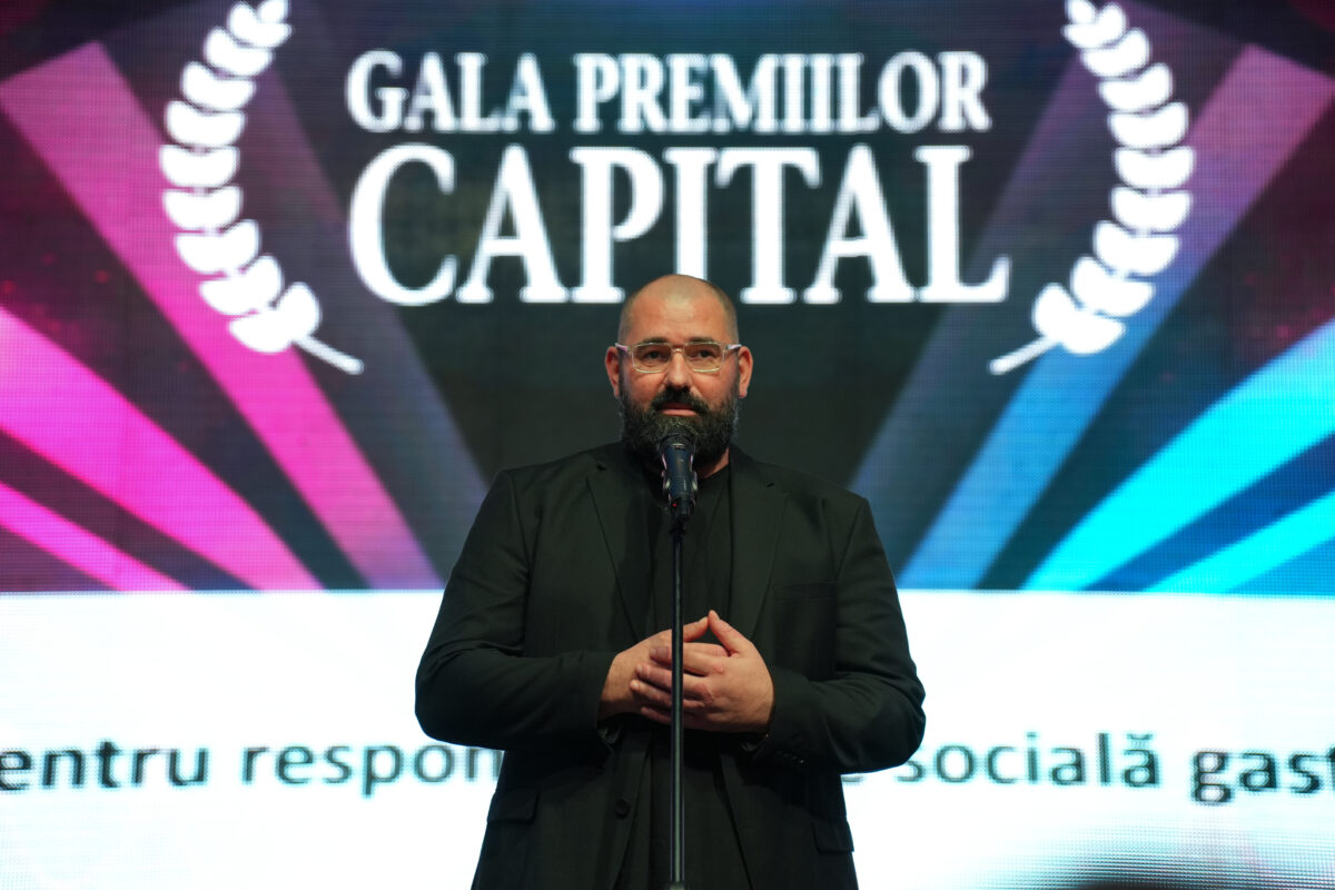 Gala Premiilor Capital 2024. Adrian Hădean, chef bucătar: „În România, trăiesc milioane de oameni, care nu au ce să mănânce în fiecare zi”