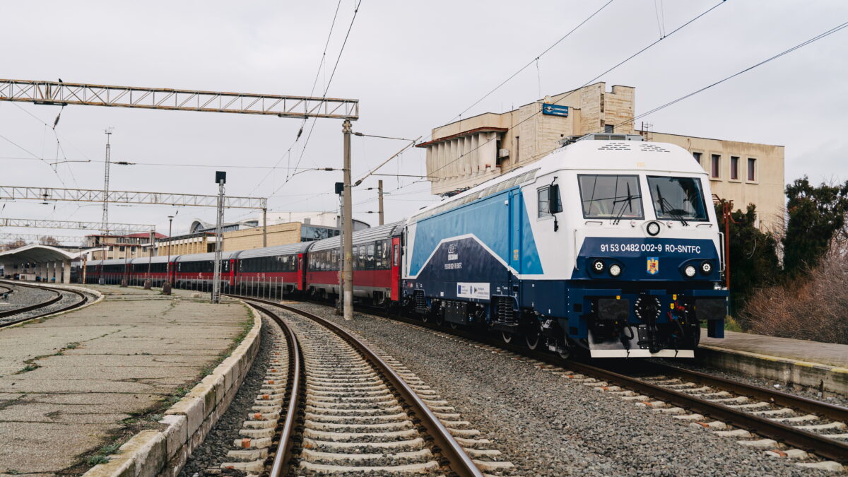 RELOC Craiova, parte a GRAMPET Group, a efectuat cu succes proba de performanță a primei locomotive modernizate cu fonduri din PNRR