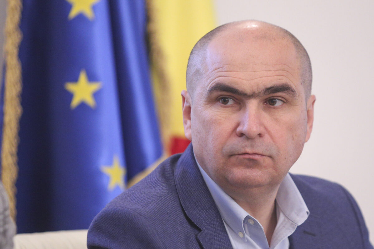 Ilie Bolojan îşi prezintă priorităţile mandatului de Preşedinte interimar: stabilitate şi alegeri corecte