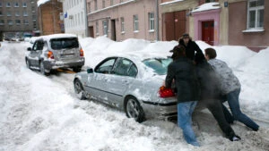 zăpadă, ninsoare, ninge, ger, frig, iarnă, vreme, prognoza meteo