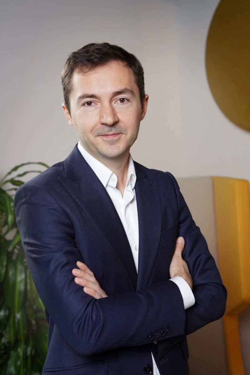 Gabriel Blăniță, Colliers