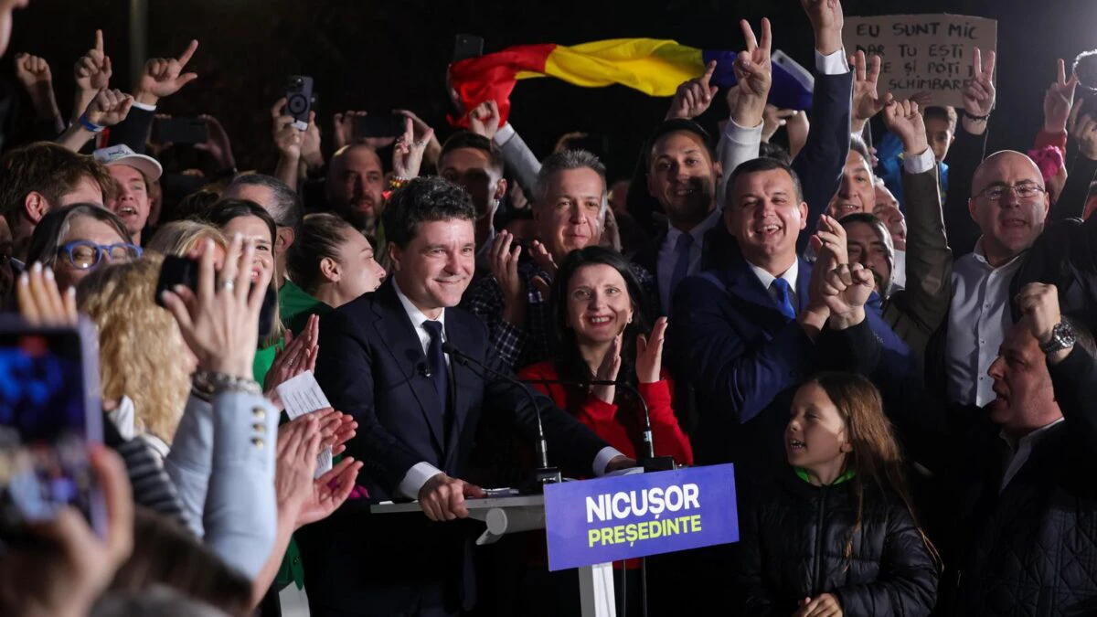 Nicuşor Dan, de luni în discuţii cu partidele. Prioritate – noul Guvern, posibil premier – Ilie Bolojan