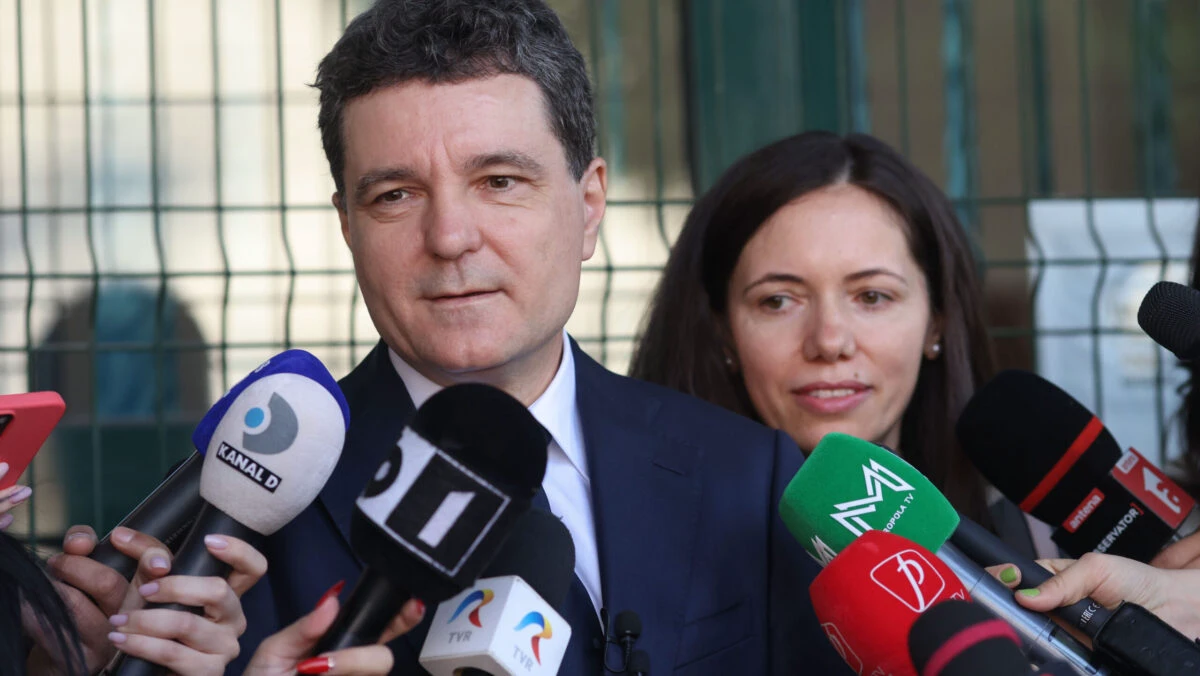Nicușor Dan îl provoacă pe George Simion la o dezbatere: Să vorbim politică externă, economie, justiție
