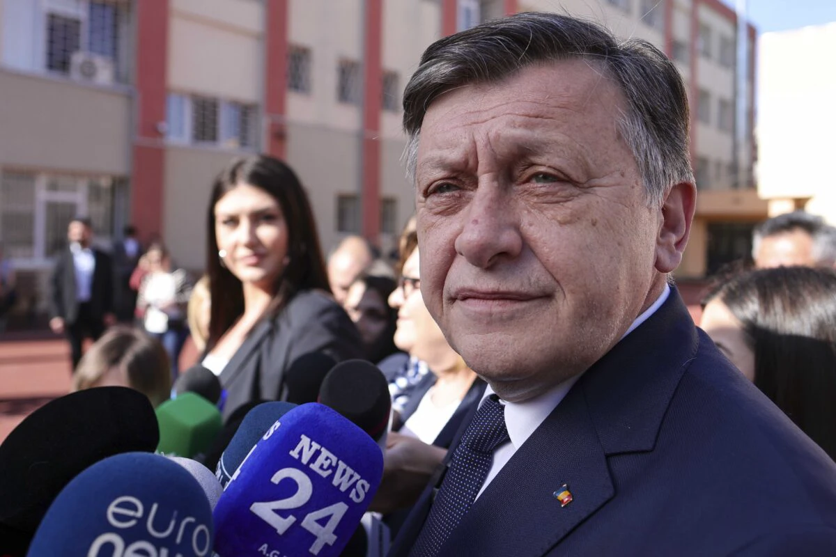 Ce ce a pierdut Crin Antonescu? Sociologul Mirel Palada a publicat datele