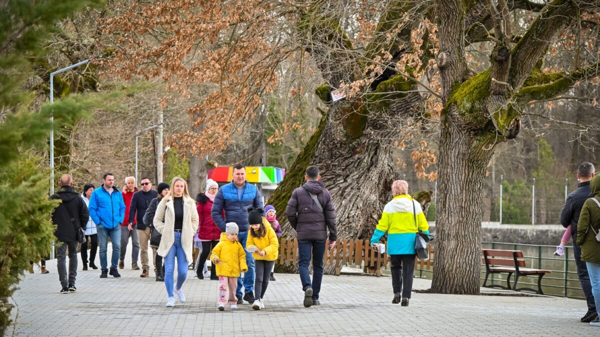 Românii NU vor mai plăti nimic. Devine gratuit din 1 iunie, ora 09:30. Primăria a dat ordin