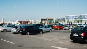 masini parcare mall Baneasa