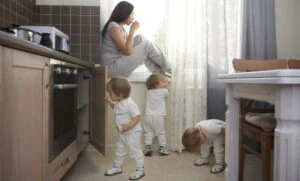 o mama cu trei copii, familie