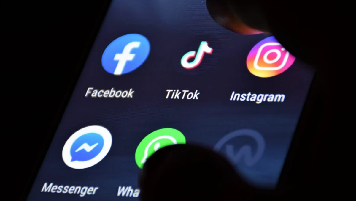 TikTok riscă o amendă uriașă în UE. Platforma, acuzată de lipsă de transparență în reclame
