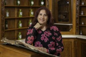 Alina Marinescu, directorul general al lanțului de farmacii Catena, a primit în cadrul evenimentului din 19 iunie, „Premiu pentru investiții constante în dezvoltarea echipei, serviciilor și relației directe cu pacienții”. (sursă foto: arhiva companiei)