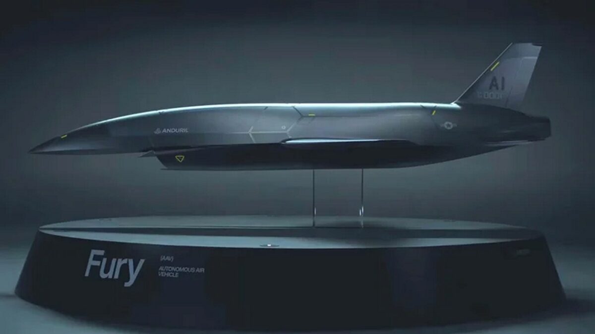 Cea mai nouă super-armă a SUA e o minune a tehnologiei. Va fi primul avion de luptă autonom din lume