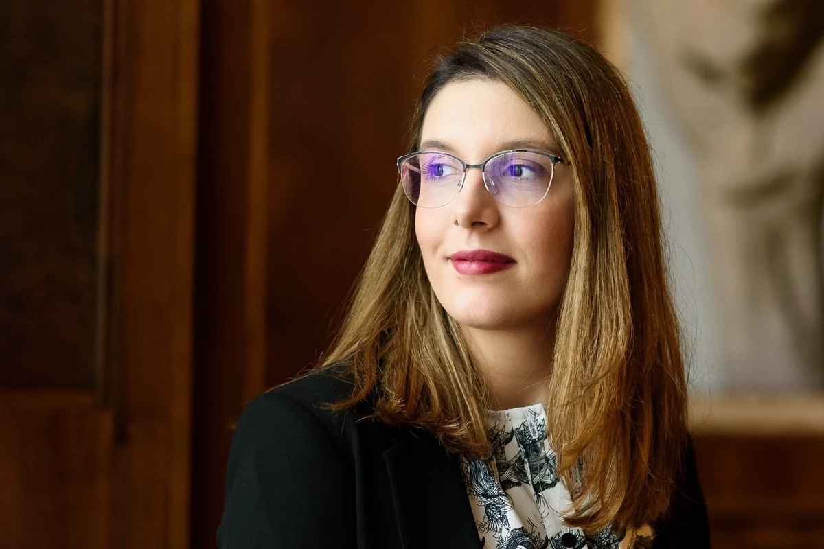 Diana Buzoianu, premiată în cadrul Galei Capital pentru curajul de a legifera acolo unde alții închid ochii