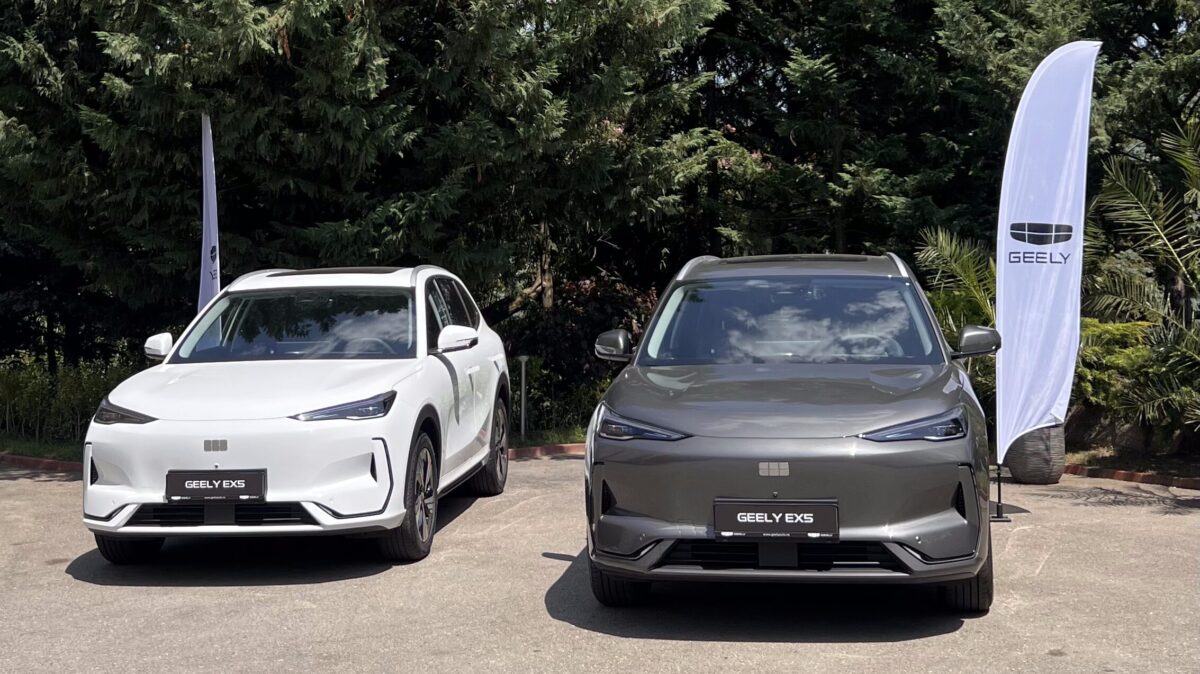 Geely EX5 – SUV-ul electric cu inteligență artificială și sateliți proprii care schimbă regulile jocului în România