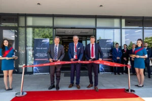 Centrul din Domnești, construit în conformitate cu standardele europene, cuprinde 3.500 mp de spații administrative și 5.500 mp dedicați activităților logistice. (sursă foto: arhiva companiei)