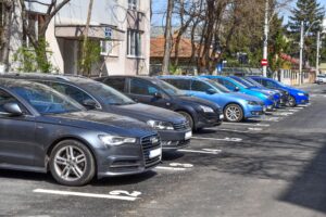 locuri de parcare, masini 1