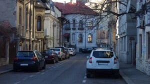 masini, case, locuri de parcare