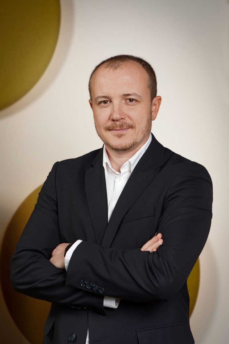 Alexandru Anastasiu, Colliers