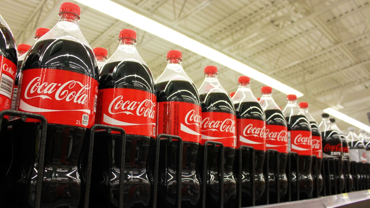 Coca-Cola schimbă rețeta? Băutura cu zahăr din trestie este mai sănătoasă?