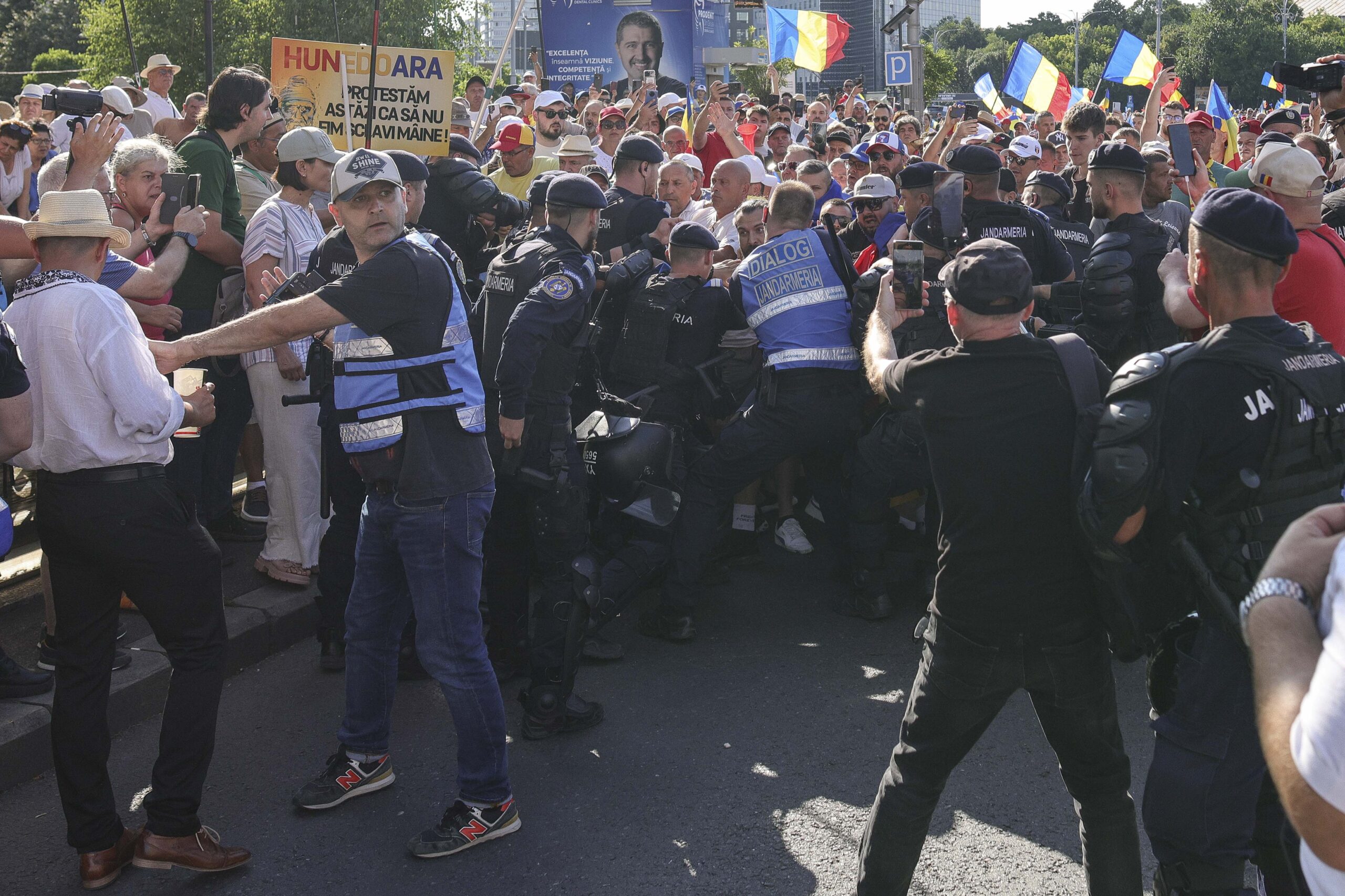 protest suveranisti