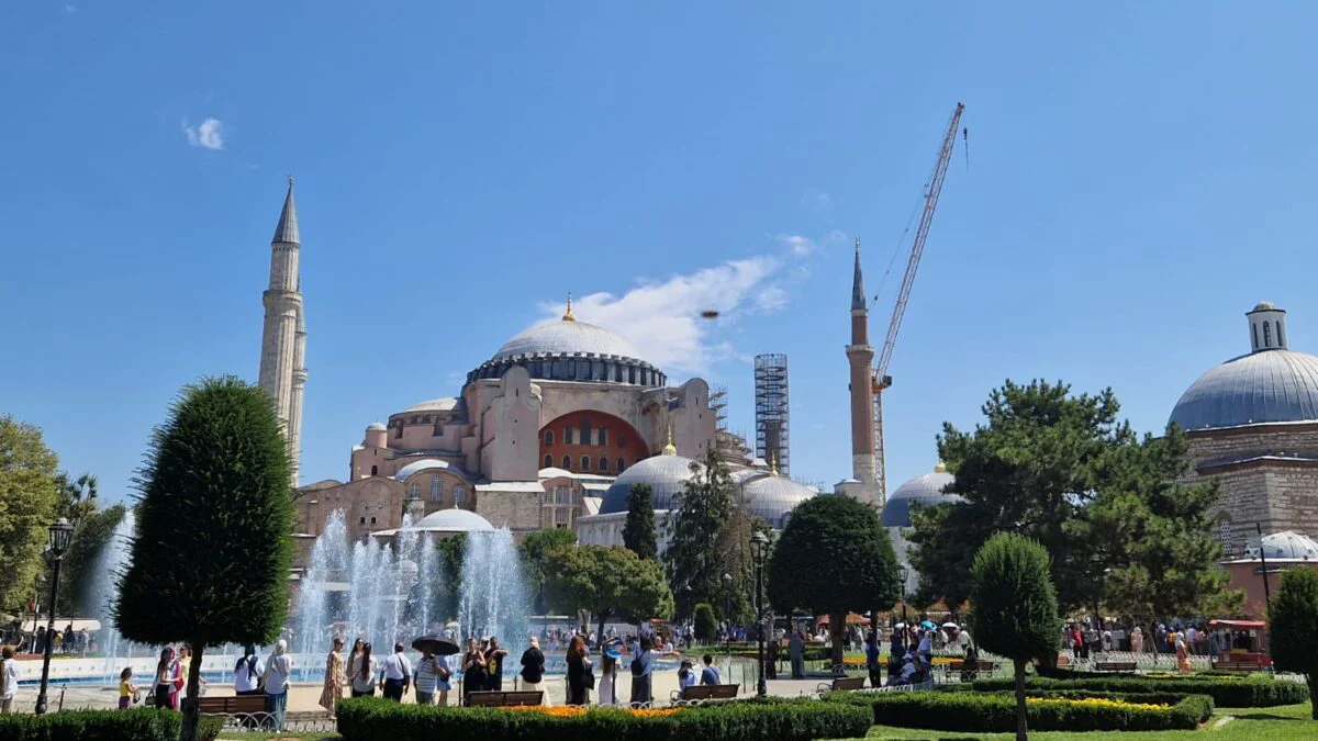 Istanbul, orașul-punte dintre istorie și modernitate. Lista celor mai frumoase obiective turistice pe care trebuie să le descoperi