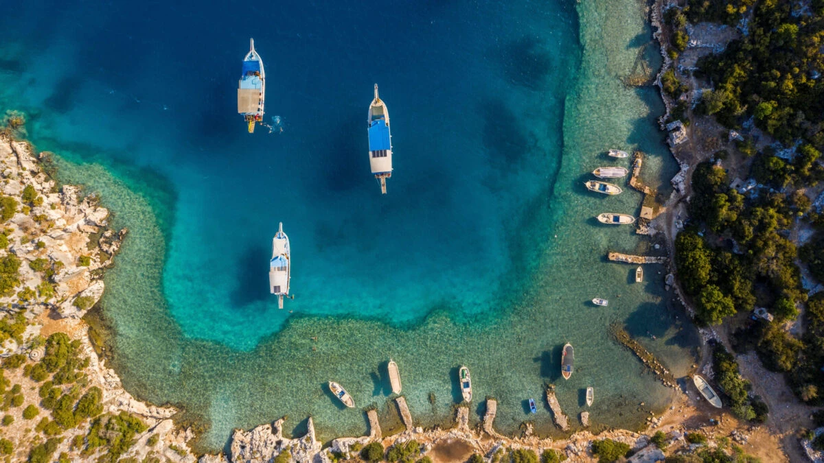 Pe drumuri de poveste. Cele mai frumoase locuri pe care le poți explora pe Riviera Turcească