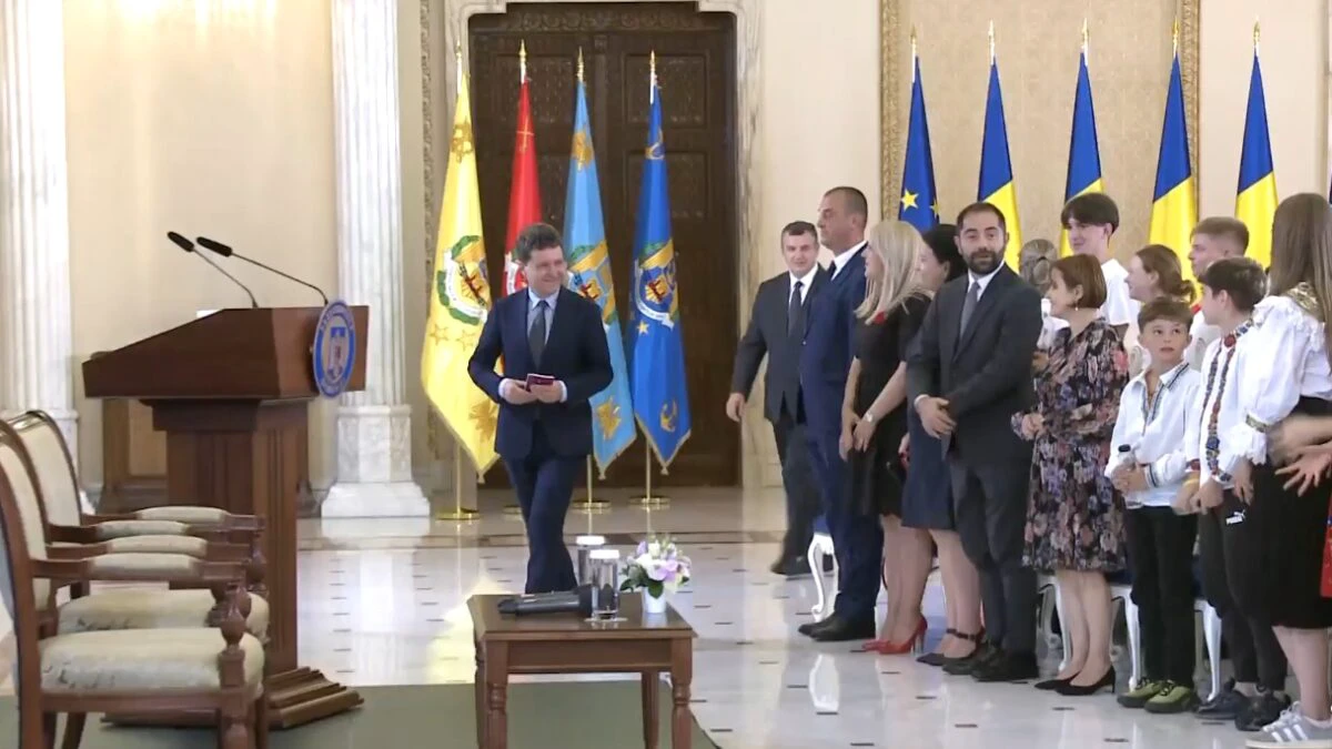 Nicușor Dan: Statul român trebuie să își asume responsabilitatea față de toți românii, oriunde s-ar afla. Se întâmplă asta în practică? Nu prea..