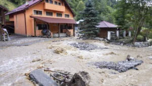 inundatii viitura judetul Suceava