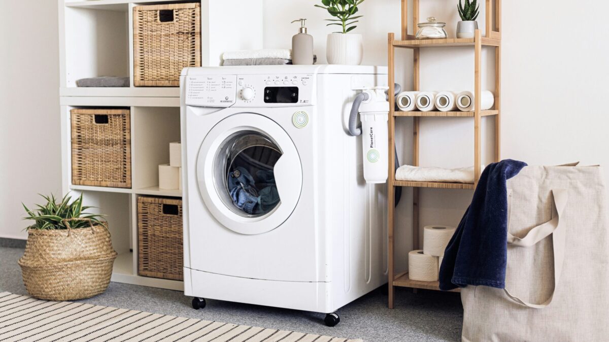 Apă, detergent și tehnologie: cum a evoluat mașina de spălat în era digitală