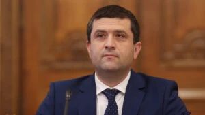 Radu Miruță