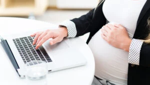 sarcina, gravida, concediu, femeie insarcinata, legislatie