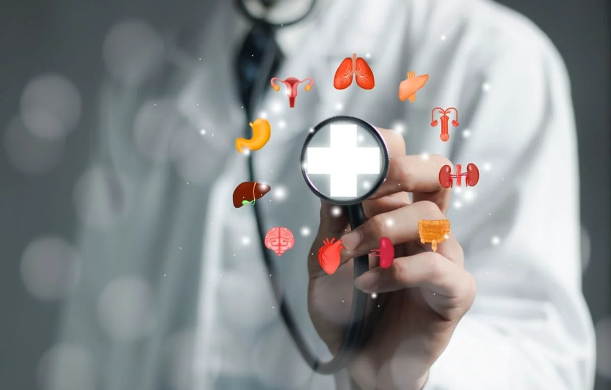 Analize medicale în cadrul MedLife: vezi ce opțiuni ai și cum te programezi