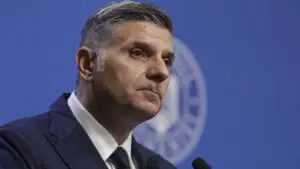 Oportunitate majoră pentru România! Șeful ASF: Poate transforma piețele de capital, sistemul de pensii private, sectorul asigurărilor în piloni mai puternici ai finanțării economiei reale
