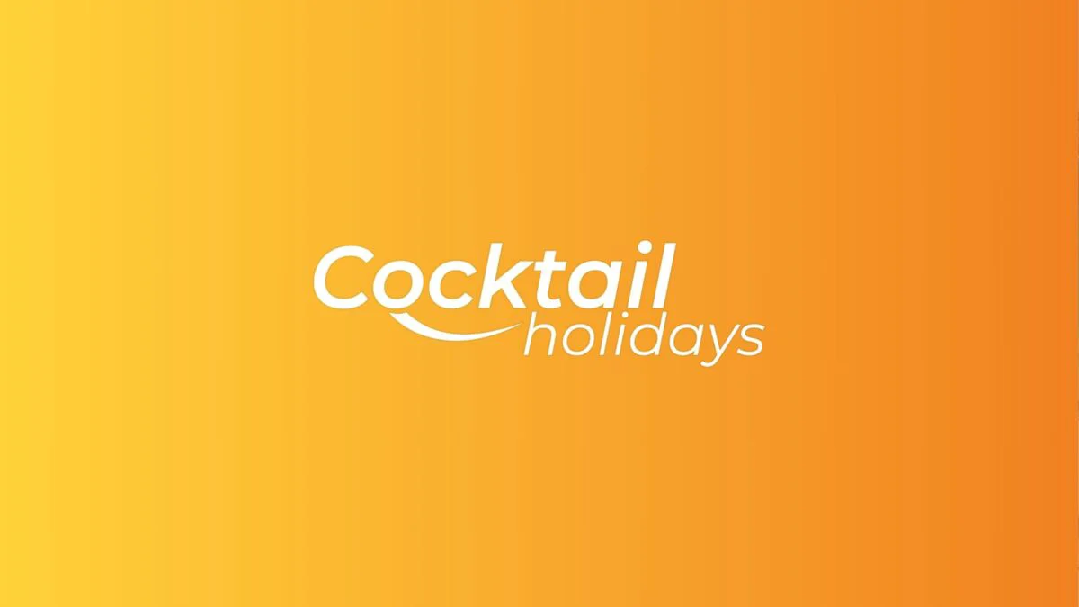 Alin Burcea, atac la ministrul Economiei după scandalul Cocktail Holidays: Este o minciună, toți turiștii vor fi repatriați de tour operatorii români