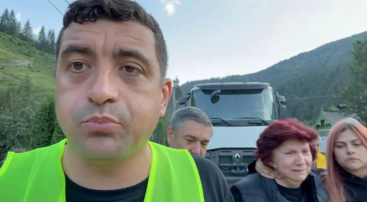 Cum au transformat Simion și AUR o tragedie în campanie de PR: Nu au atins un mm de mâl! S-au tras ei în poze, ne-au filmat. Noi plini de mâl