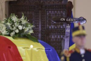 ION ILIESCU INQUAM Photos Octav Ganea