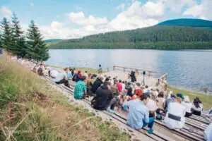 Cât costă o tabără sau o școală de vară în 2026. Părinții scot din buzunar până la 6.000 de lei sau chiar 4.500 de euro