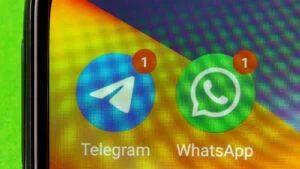 Telegram, WhatsApp