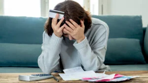 datorii, facturi, plăți, card, chitanțe, întreținere