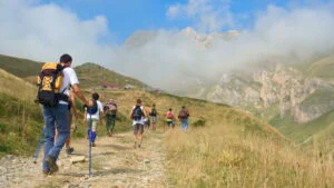 drumetie, excursie la munte, mers pe jos