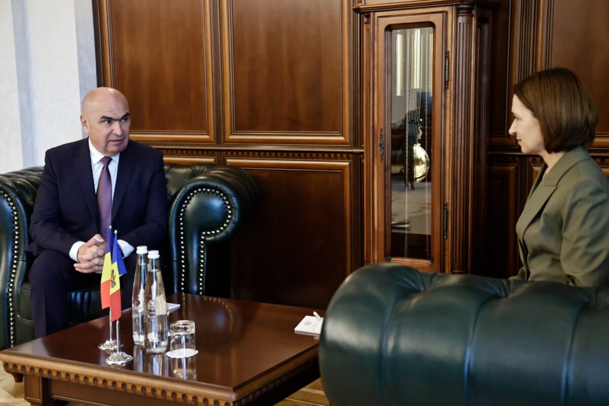 Ilie Bolojan, întâlnire oficială la Chișinău: Printre priorităţi se află extinderea interconectărilor energetice, modernizarea reţelelor de transport şi investiţii comune