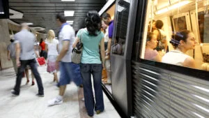 metrou, București