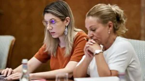 ministrul mediului diana buzoianu