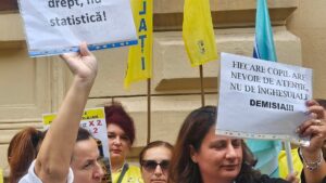 proteste 25.08, cadre didactice