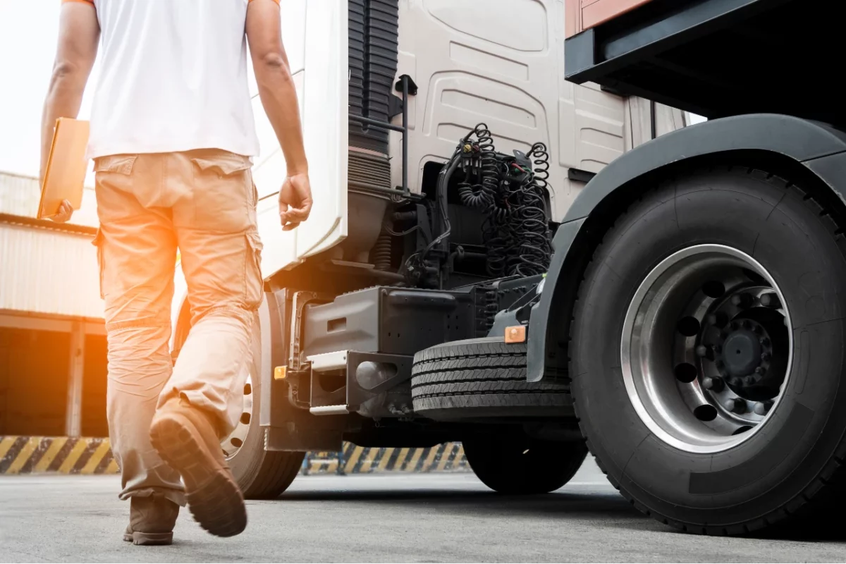 SUA suspendă vizele pentru șoferii de camion din alte țări. Motivul: siguranța rutieră și protejarea locurilor de muncă