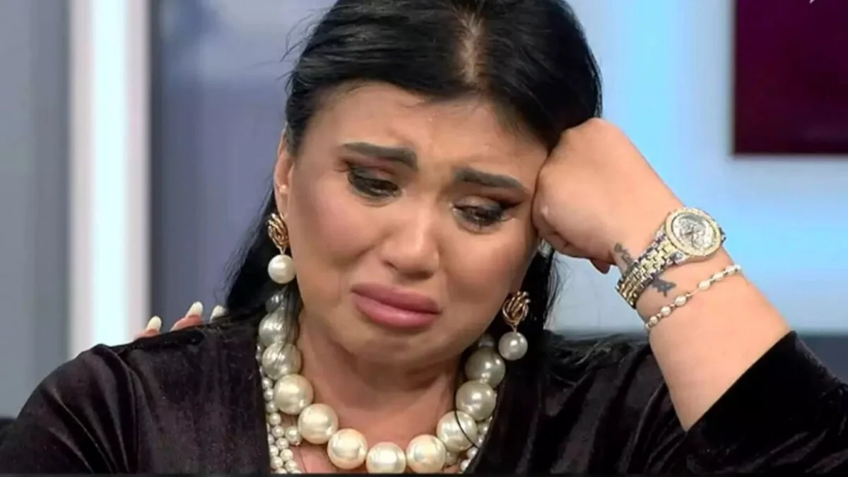 Adriana Bahmuțeanu este în doliu. Mama vedetei s-a stins la câteva săptămâni după ce suferise un AVC