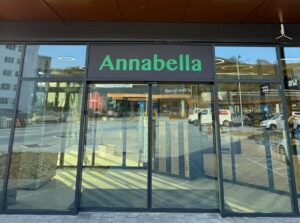 Annabella preia 87 de magazine Mega Image și Profi și devine primul retailer românesc cu rețea națională FOTO AnnabellaRetailt Facebook