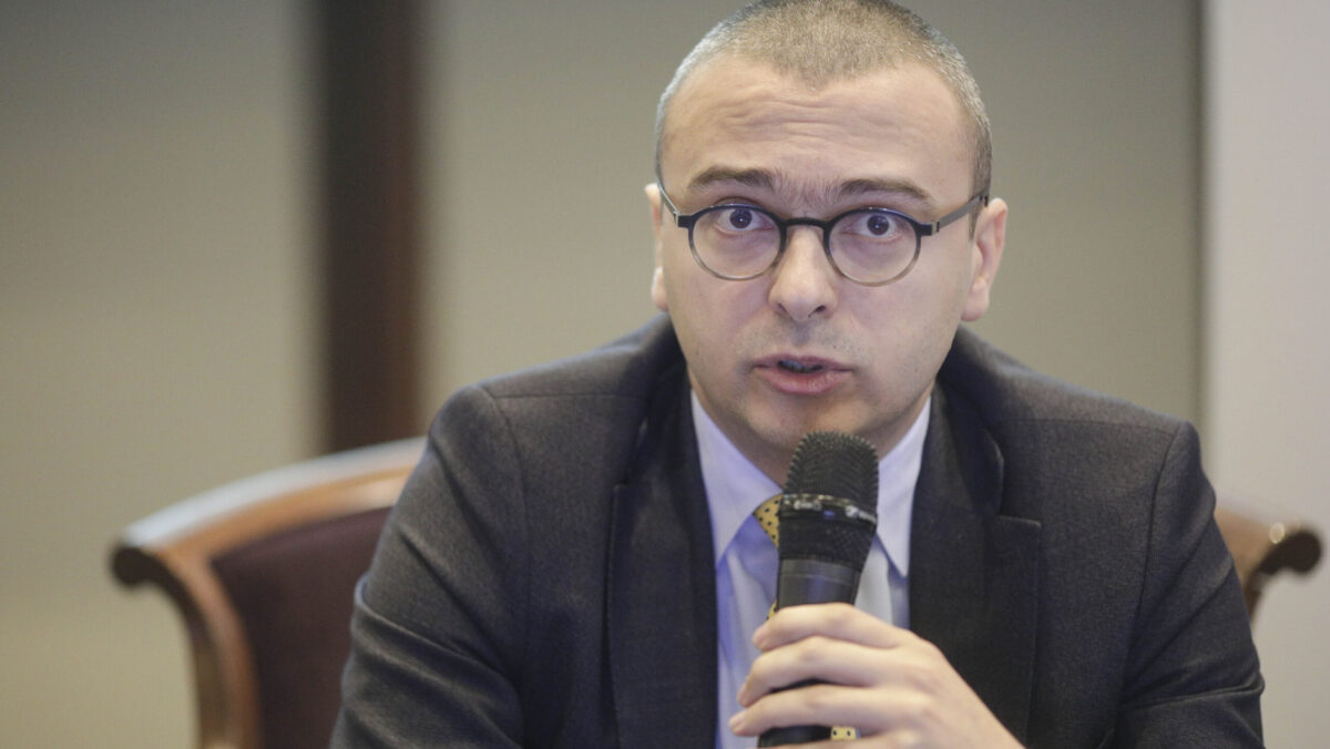 Companiile au găsit metode să evite taxa de 1% pe cifra de afaceri. Iancu Guda: Au mutat banii sau au făcut concedieri