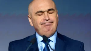 Ilie Bolojan, Guvern